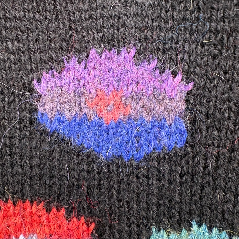 Vintage Peruvian Connection Sweater Womens Large Black Bright Floral *Flawed - Picture 10 of 15